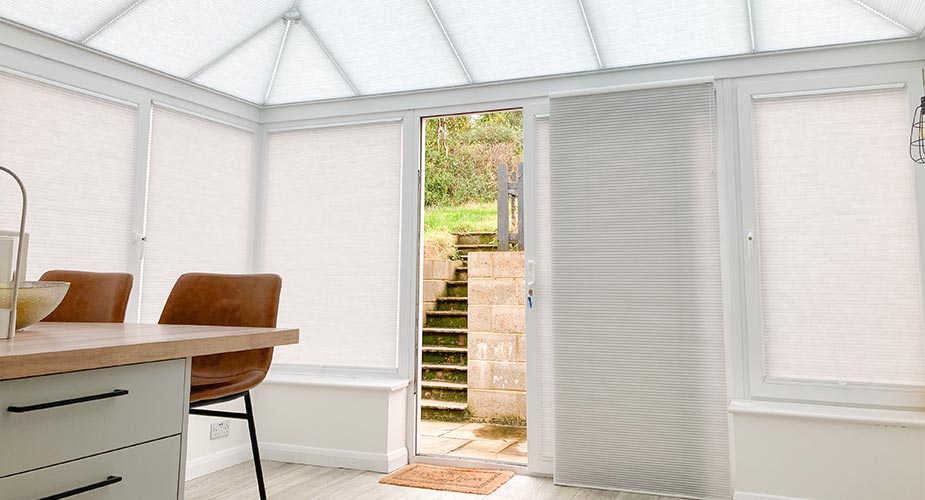Closed Door Blinds Roof
